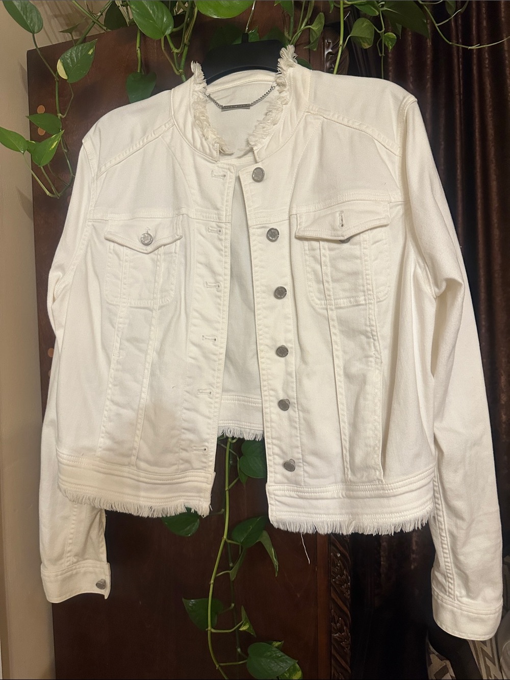 Tahari Classic White Fringe Hem Women's Jacket